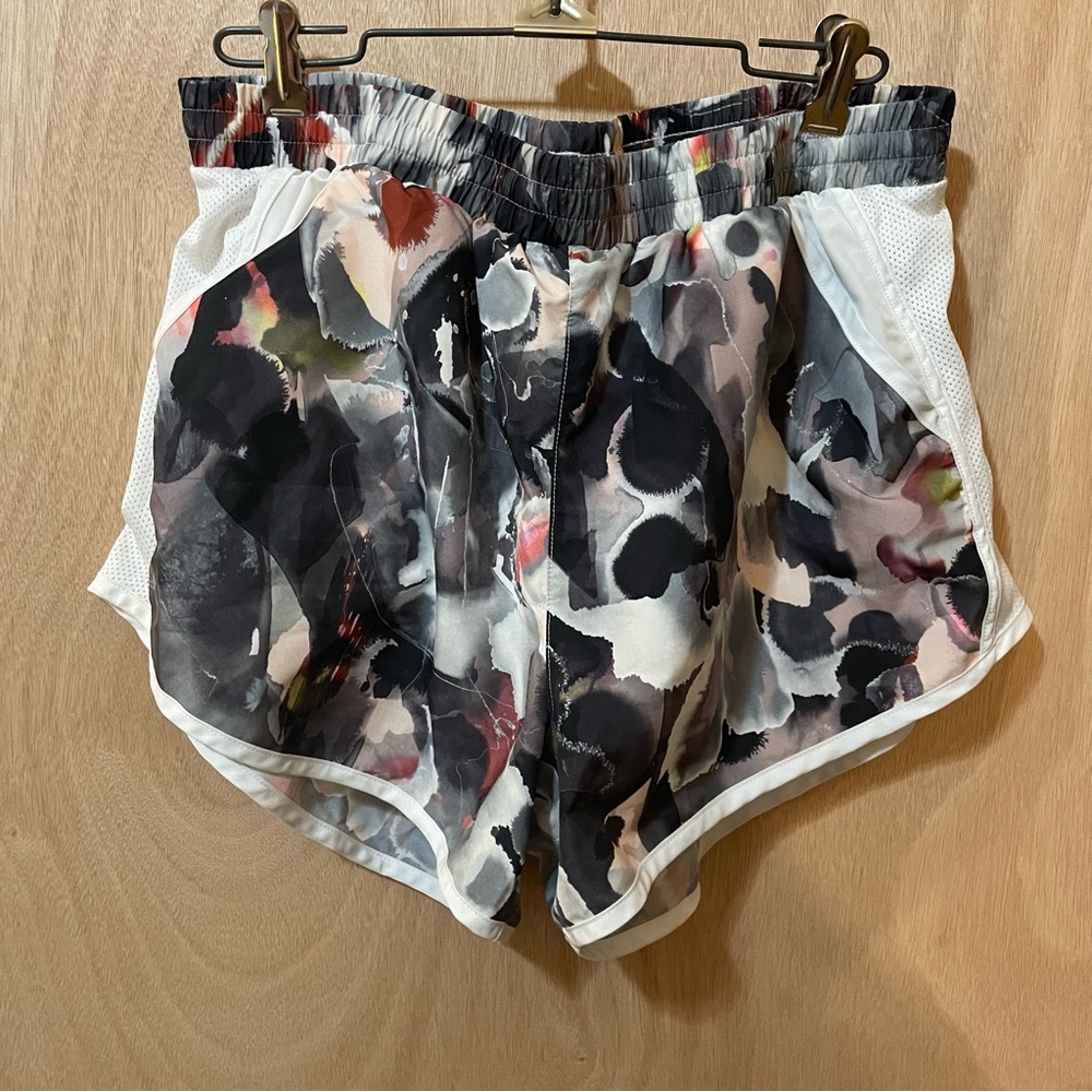 Under Armour Pattern Shorts